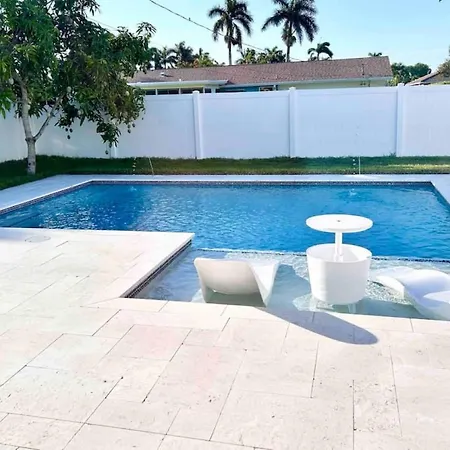 102Nd Christina Jason Maria Moore Sand And Sea Pool Bungalow